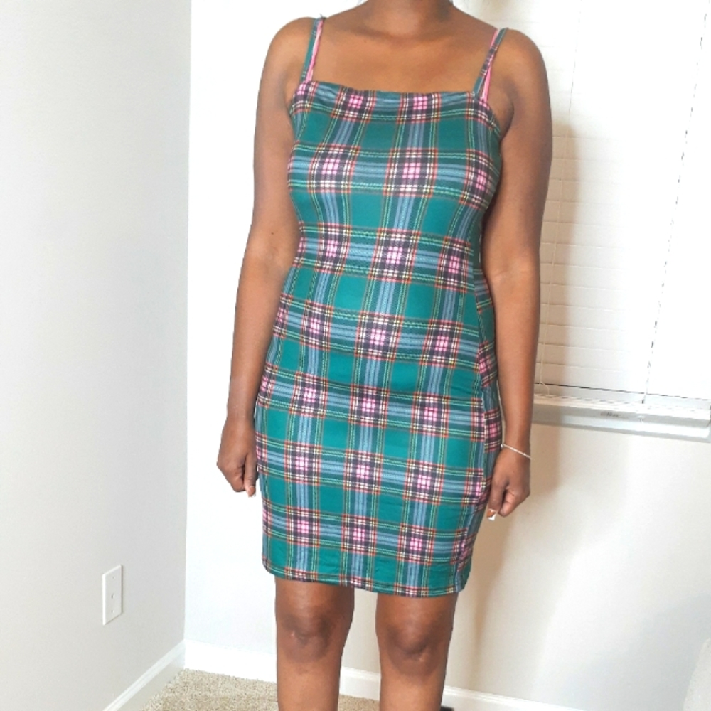 Green plaid bodycon dress